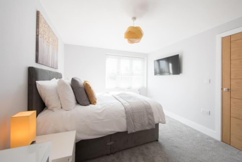 Beautiful, Spacious 1 Bed Flat Brentwood Exteriör bild