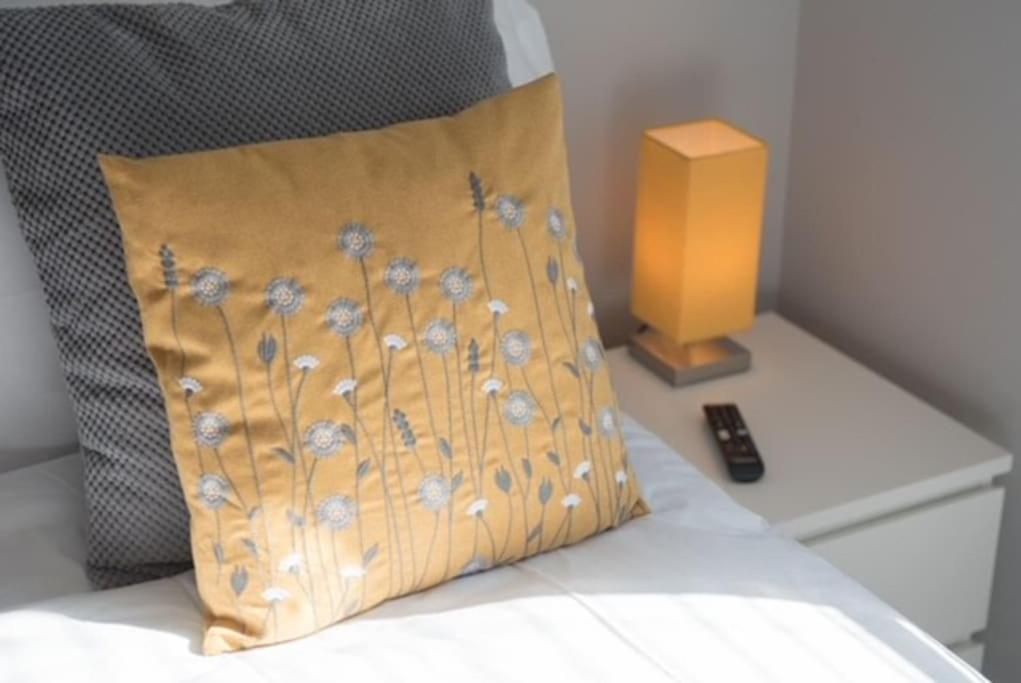 Beautiful, Spacious 1 Bed Flat Brentwood Exteriör bild